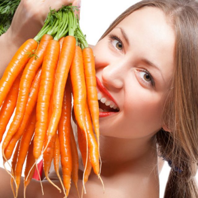 Морковку лучше отварить